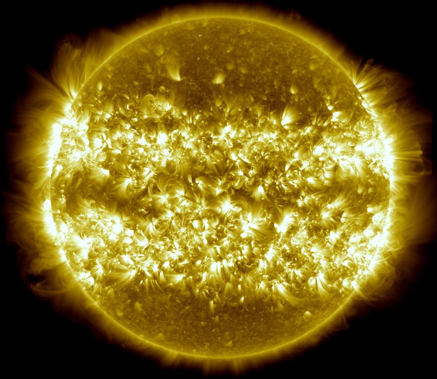 743348main_SDOTimelapse_Sun_900.jpg