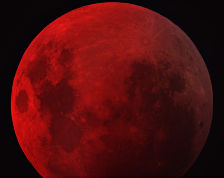 EclipsedMoonPugh720.jpg