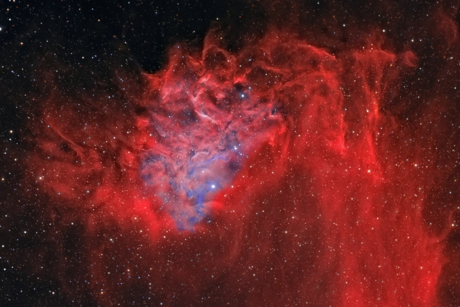 IC405FlamingstarDetail_geissinger900.jpg