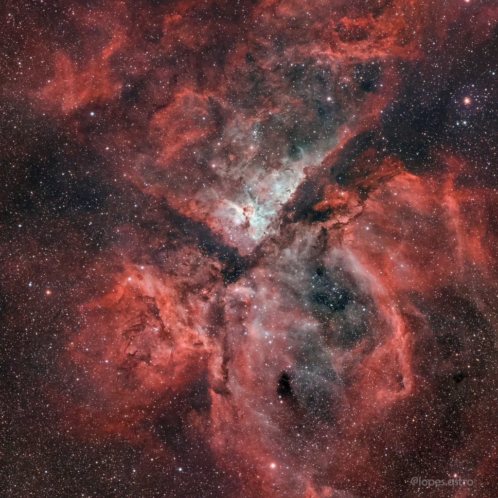 NGC3372_ETA CARINA_LOPES1024.jpg