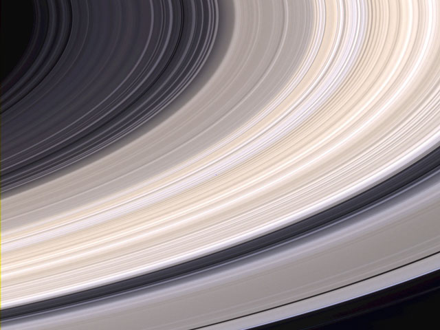 colorrings_cassini.jpg
