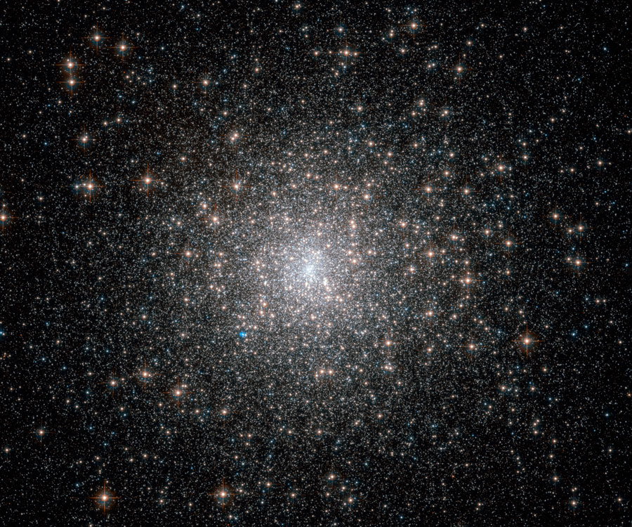 m15_hst_900.jpg