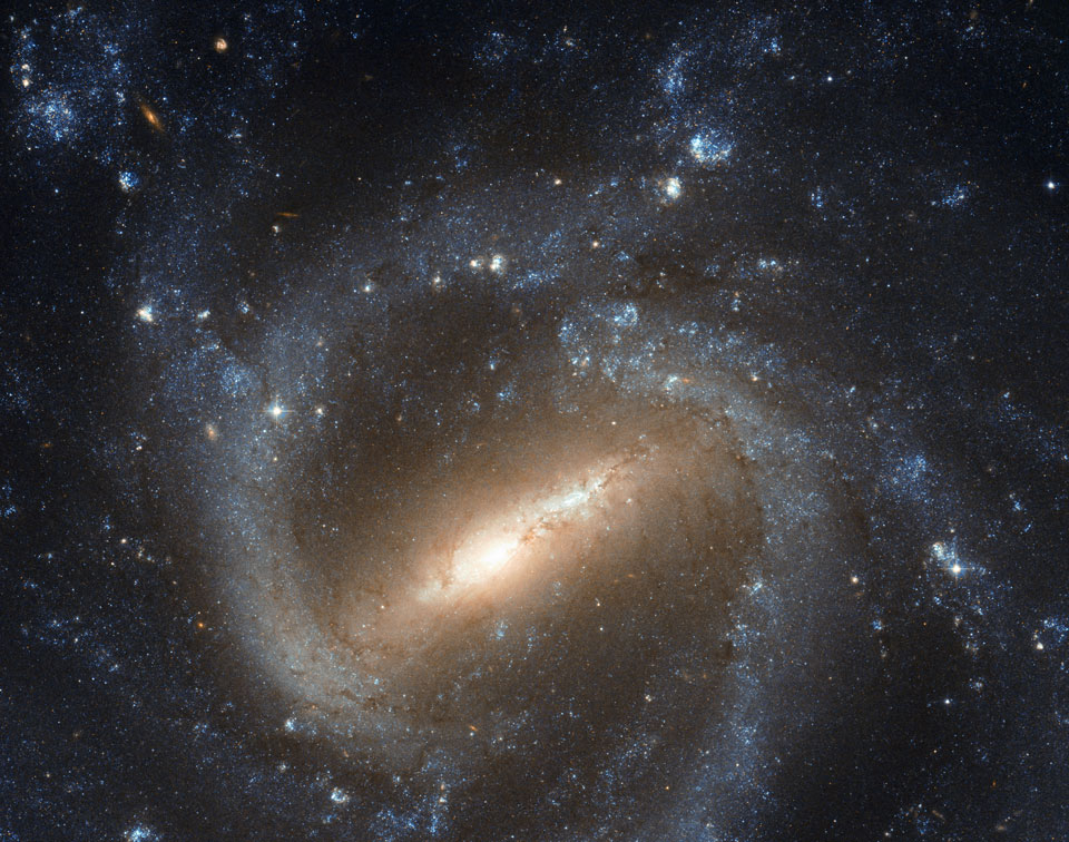 ngc1073_hst_960.jpg