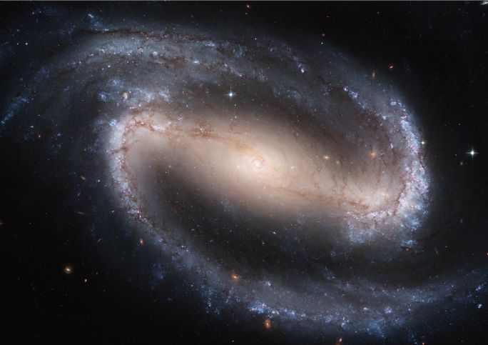 ngc1300_hst_c30g90.jpg
