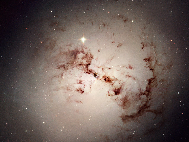 ngc1316_hst.jpg