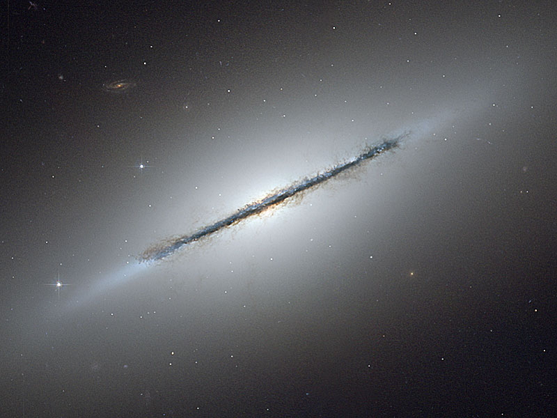 ngc5866_hst.jpg