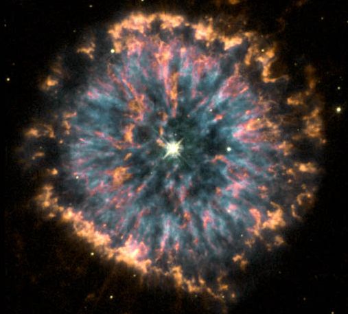 ngc6751_hst.jpg
