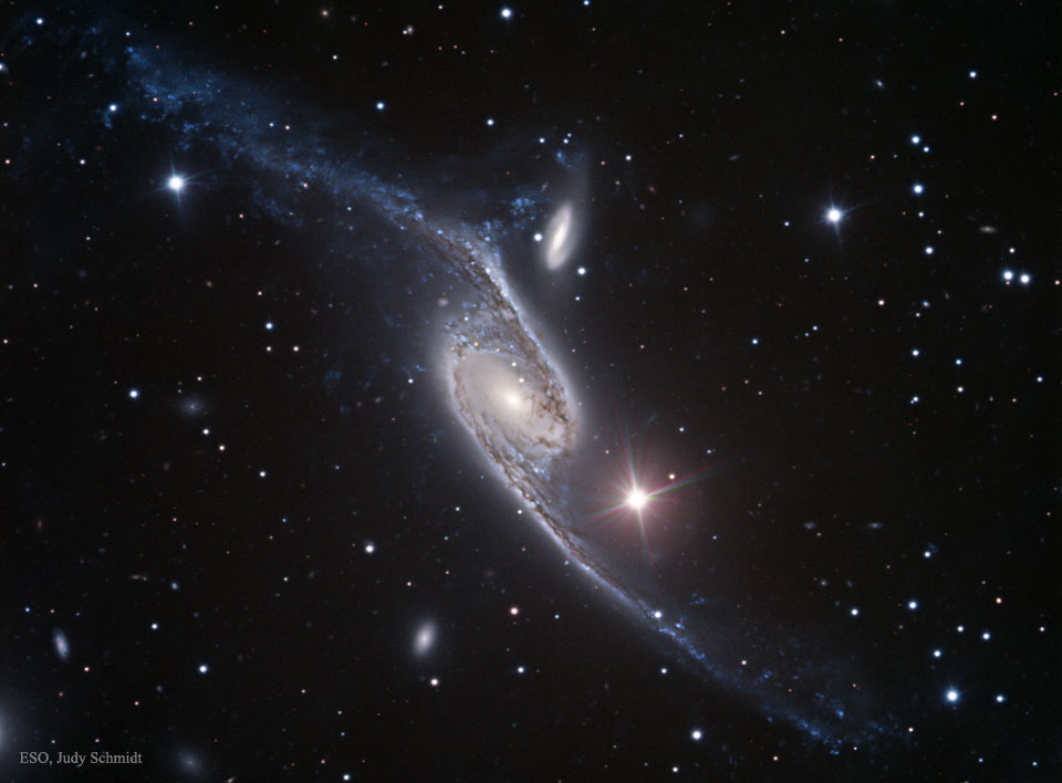 ngc6872_EsoSchmidt_960.jpg