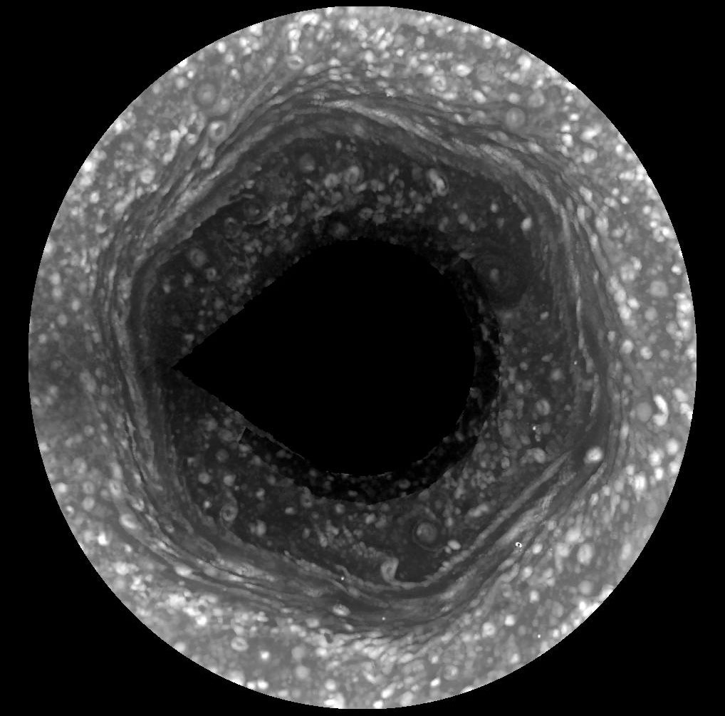 saturnhexagon_cassini_1018.jpg