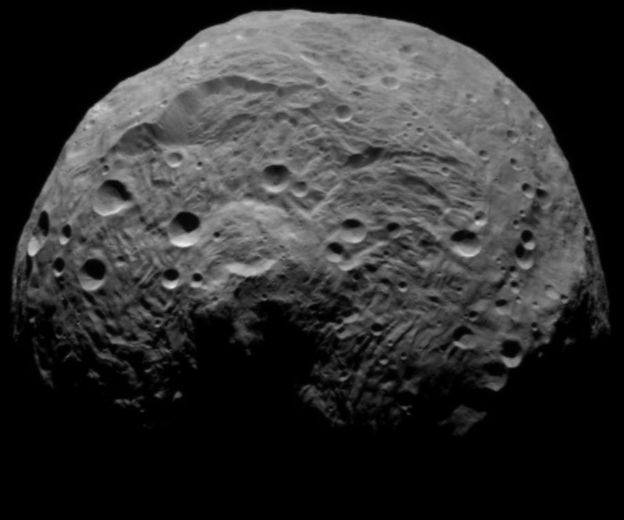 vesta1_dawn_900.jpg