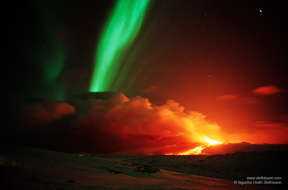 volcanoaurora3_shs_960.jpg